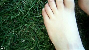 aussie chubby teen's fat outdoor feet toes teased