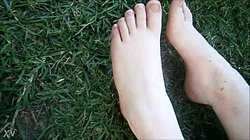 aussie chubby teen's fat outdoor feet toes teased