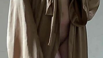 Indo babe showers then fingers herself wildly