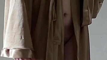 Indo babe showers then fingers herself wildly