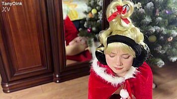 Cindy Lou Cosplay Teases Huge Tits in Christmas Fetish!