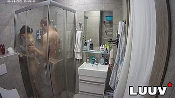 Kareflore and abbadon flash tits in voyeur shower for reality fans