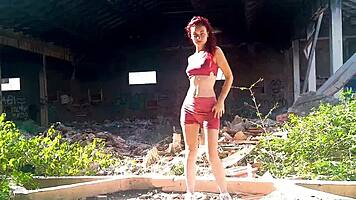 ariel ortiz craves solo fisting her pretty pussy on abandoned ship