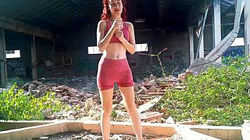 ariel ortiz craves solo fisting her pretty pussy on abandoned ship