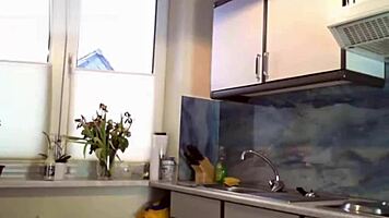 morena joven amateur anal con monstruo verga primera vez