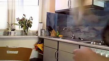 morena joven amateur anal con monstruo verga primera vez