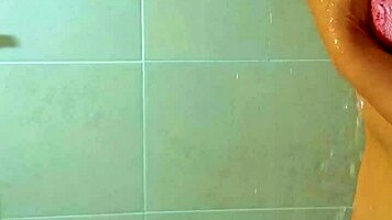 beautiful tanned latina shower wet pussies beach