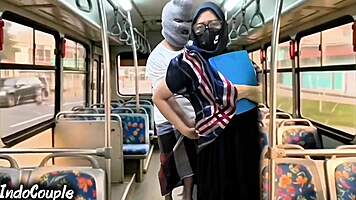 muslim babe from university gets fucked by stranger on bus