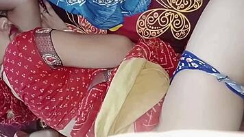 cute girlfriend spreads for raw bedroom fuck session alone
