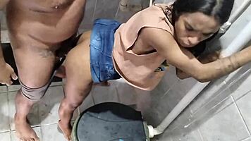 Leo Ogro Ravages Tiny Jasmine Santanna's Ass In Bathroom Pound