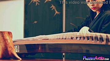 Passionate Natural Chinese Teen Wu Muxi Exposes Hairy Asian Pussy