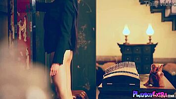 Passionate Natural Chinese Teen Wu Muxi Exposes Hairy Asian Pussy