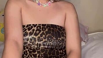 pretty princess flaunts tight pink cunt for older guys