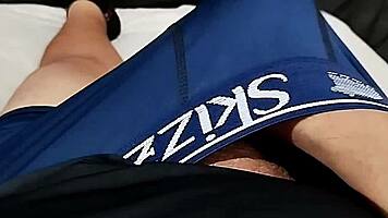 check my small dick jerks and neighbor's squirting pussy play 😍