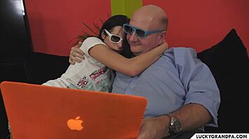 young cutie gets wet pussy play with older lover