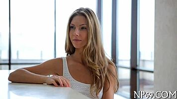 she hits the gym but naughty babe ends up sucking cock hard