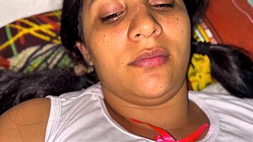 colombian 18yo loses virginity missionary style moaning loud