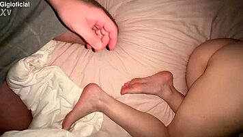 Certain situations raise or lower chances of losing virginity at 20