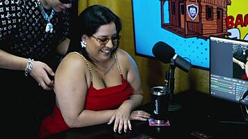 WOW, BBW BRAZIL'S HOTTEST TITS BOUNCING WILD ON PODCAST! 🍈🍈 pri melancia PÓPUM!