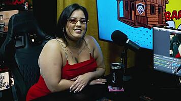 WOW, BBW BRAZIL'S HOTTEST TITS BOUNCING WILD ON PODCAST! 🍈🍈 pri melancia PÓPUM!