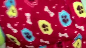 check out that sexy neighbor's juicy ass 🍑