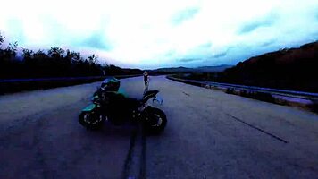 Angie Lynx wild motorbike fuck with pilot Xavi! 🏍️💦😈