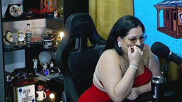 Ruan handcuffs pri melancia kissing her deeply fingering wet pussy