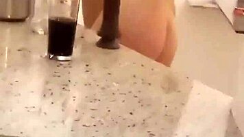 ela just turned 18 and screamed taking huge anal creampie at motel