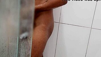 joao takes baianinha bareback in steamy bathroom embrace