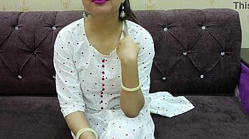 Indian Desi Teases Pussy Before Begging for Deep Ass Pounding