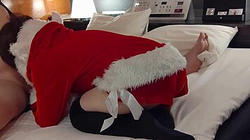 oh fuck cute santa cosplay girl's juicy pussy raw creampie insertion