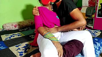 check out this dirty girlfriend fuck before marriage going viral in hindi
