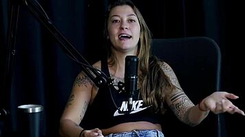 Naughty Interview with Damiana and Moai Full of Fun