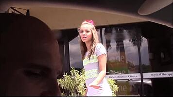 braces girlfriend blows jmac like a pro 😍🔥