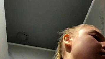 Jucielussie squirts extremely during gym hardcore fuck