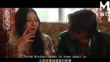 Modelmedia Asia's young married woman Bai Jie explores newlywed passion