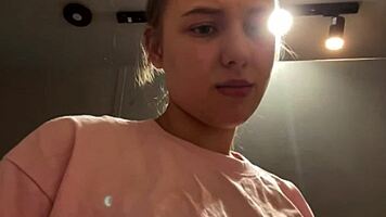 wanna finger this fat teen's wet pussy before public gym pounding?