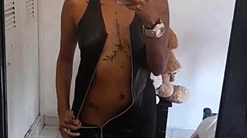 latina tatuada follada por moto taxista