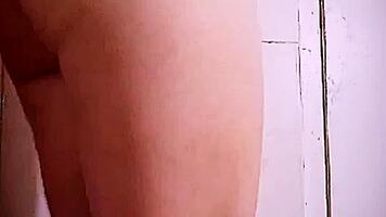 karamelovzla presents her fat little 18+ ass