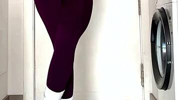 Pissing my leggings after the gym