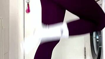 Pissing my leggings after the gym