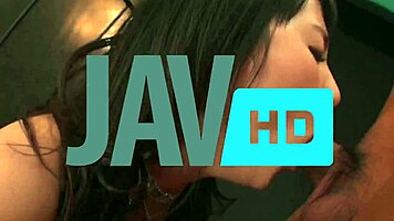 Yura Kasumi Gives Hot Blowjob And Takes Cumshots