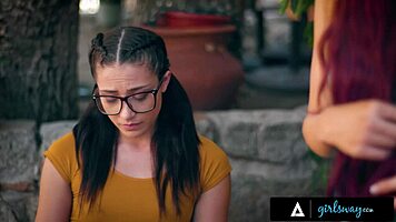aidra fox has a sorority party with jillian janson