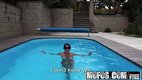 mischel lee busty slut tries anal for first time in pov