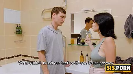 Ngebor Memek Basahnya Tenangin Brunet Rusia Marah Ini.