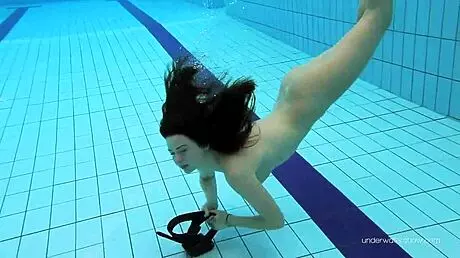 i love bathing with this cute serbian teen babe