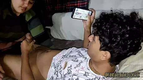 my hot girlfriend interrupts my free fire game to suck my cock