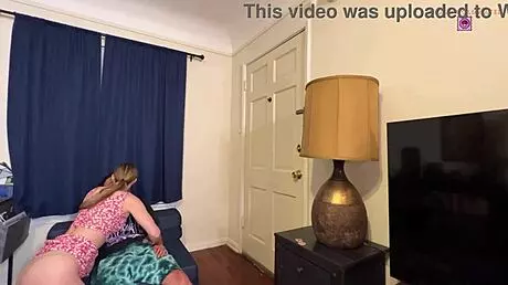 Mint egy jó szomszéd, vad vagyok Ophelia Kaan-nal a forró szerepjátékban 1. rész