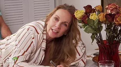 Γέμισε την παχιά τατουάζ θετή μαμά σου για την Ημέρα των Ευχαριστιών σε 4K!