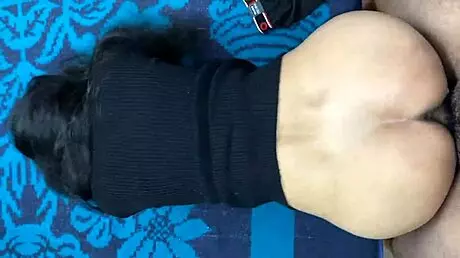 old bhabhi's hungry story quenched with clear hindi audio